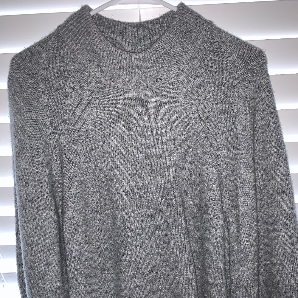 Countryroad Wool/Nylon Sweater in amazing conditio